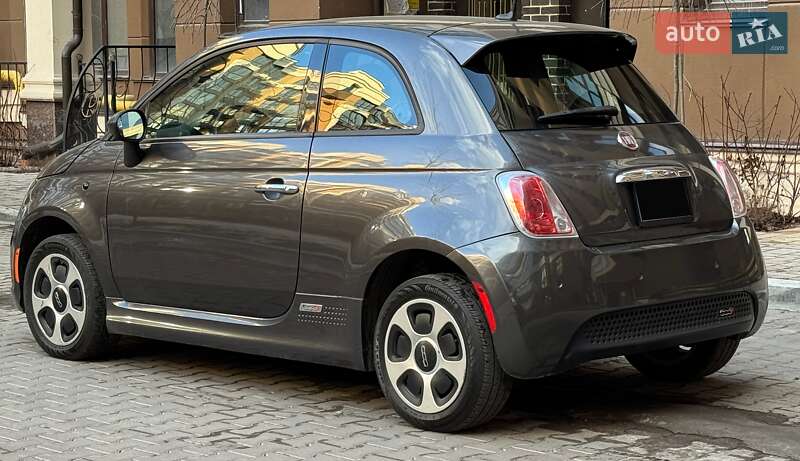 Хетчбек Fiat 500e 2015 в Києві