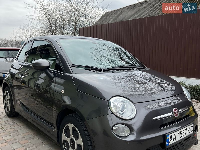 Хэтчбек Fiat 500e 2015 в Киеве фото 10 Хэтчбек Fiat 500e 2015 в Киеве