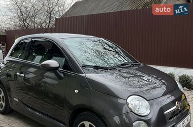 Хэтчбек Fiat 500e 2015 в Киеве
