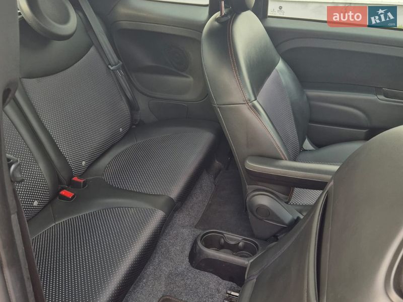Хетчбек Fiat 500e 2014 в Житомирі фото 16 Хетчбек Fiat 500e 2014 в Житомирі