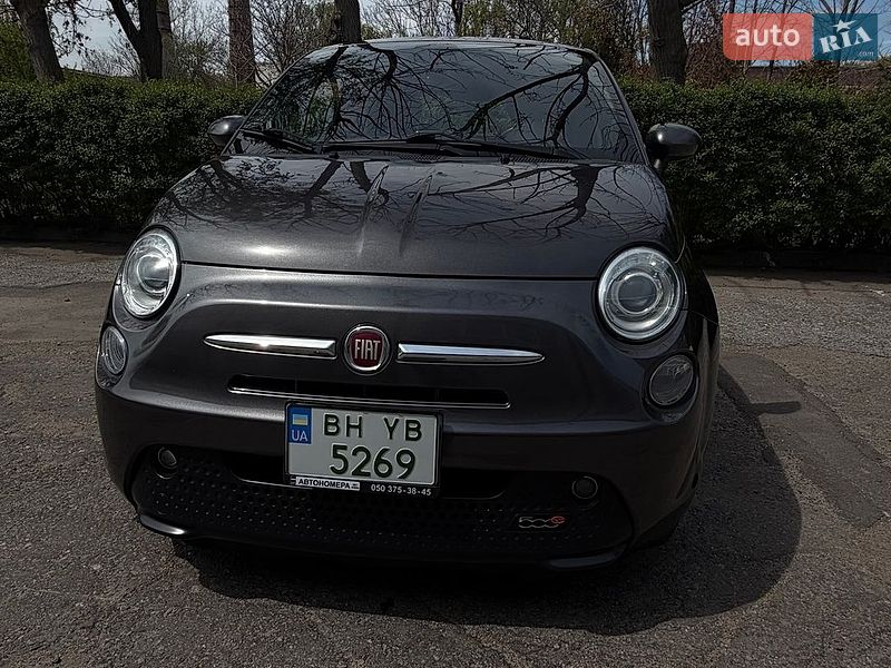 Fiat 500e 2015