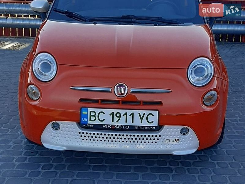 Хэтчбек Fiat 500e 2014 в Львове