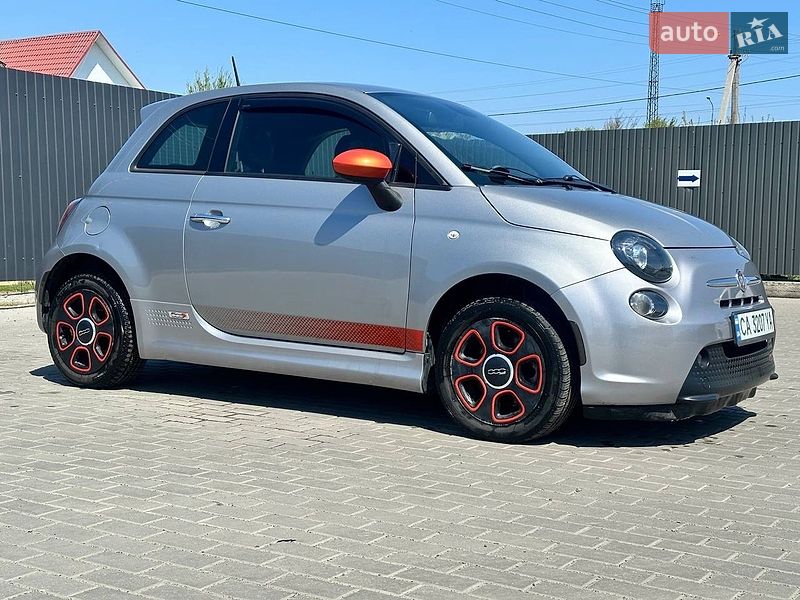 Хэтчбек Fiat 500e 2014 в Черкассах фото 2 Хэтчбек Fiat 500e 2014 в Черкассах