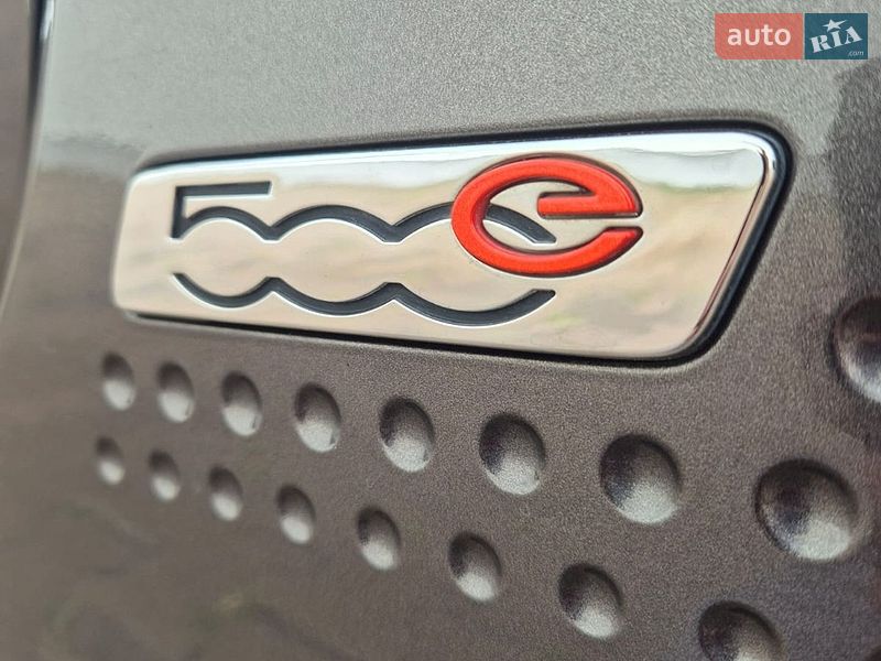 Хэтчбек Fiat 500e 2014 в Житомире