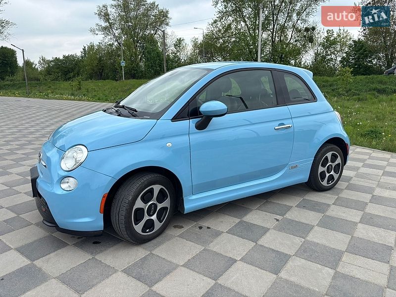 Хэтчбек Fiat 500e 2016 в Самборе