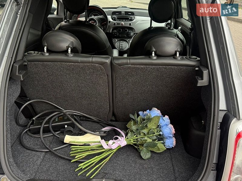Хэтчбек Fiat 500e 2015 в Львове