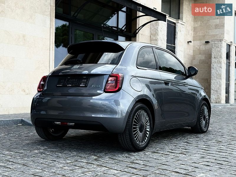Хэтчбек Fiat 500e 2021 в Львове