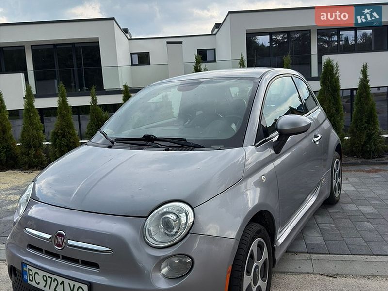 Хэтчбек Fiat 500e 2015 в Львове