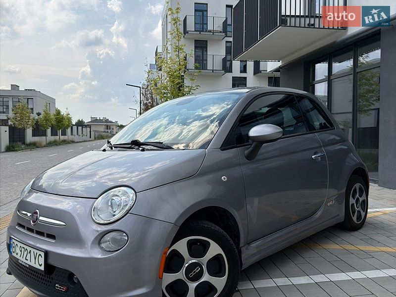 Хэтчбек Fiat 500e 2015 в Львове