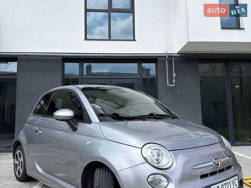 Хэтчбек Fiat 500e 2015 в Львове