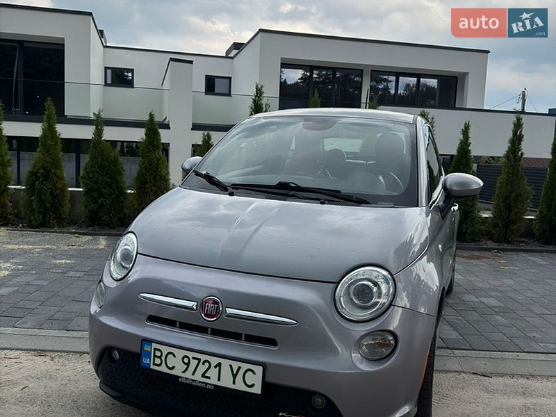 Хэтчбек Fiat 500e 2015 в Львове