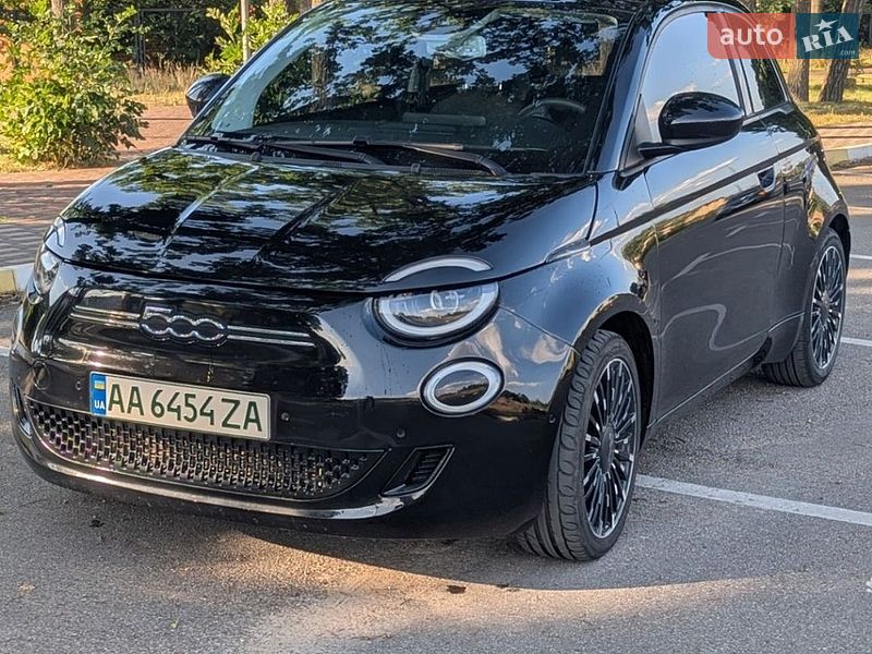 Хетчбек Fiat 500e 2021 в Києві фото 9 Хетчбек Fiat 500e 2021 в Києві