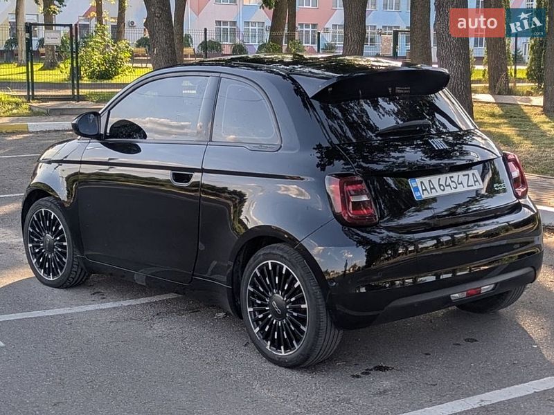 Хетчбек Fiat 500e 2021 в Києві фото 7 Хетчбек Fiat 500e 2021 в Києві