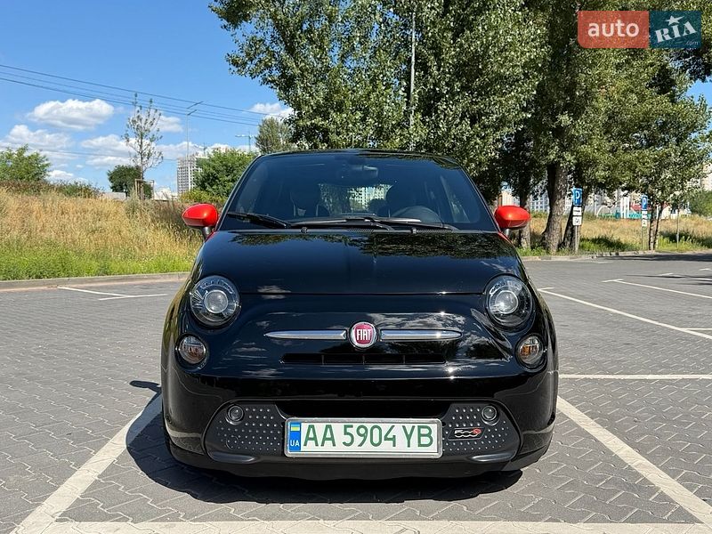 Хэтчбек Fiat 500e 2016 в Киеве