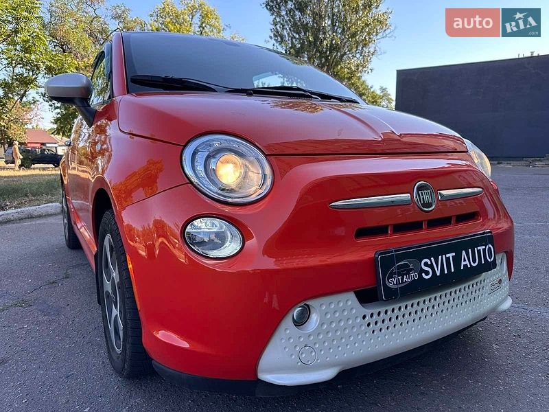 Хэтчбек Fiat 500e 2015 в Николаеве