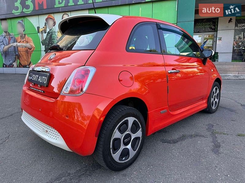 Хэтчбек Fiat 500e 2015 в Николаеве