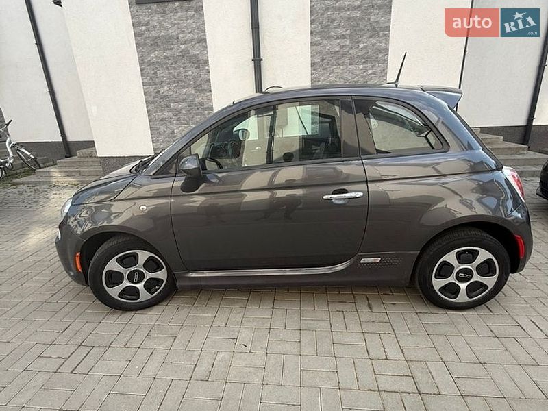 Хетчбек Fiat 500e 2015 в Києві