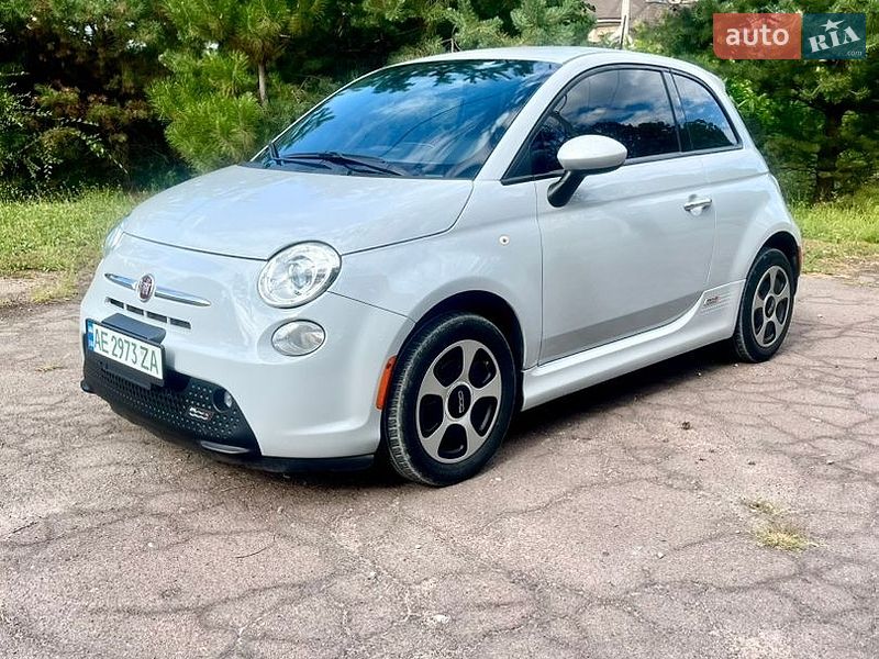 Хэтчбек Fiat 500e 2016 в Каменском