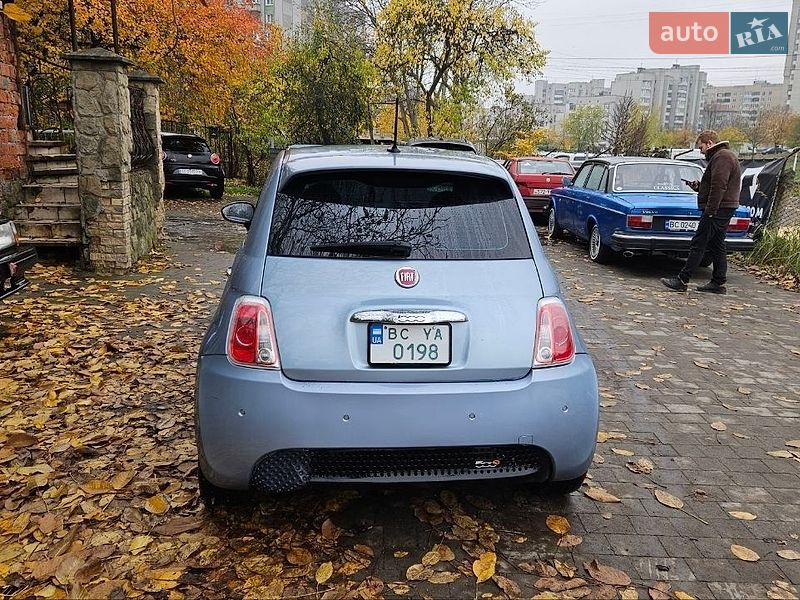 Хэтчбек Fiat 500e 2015 в Львове