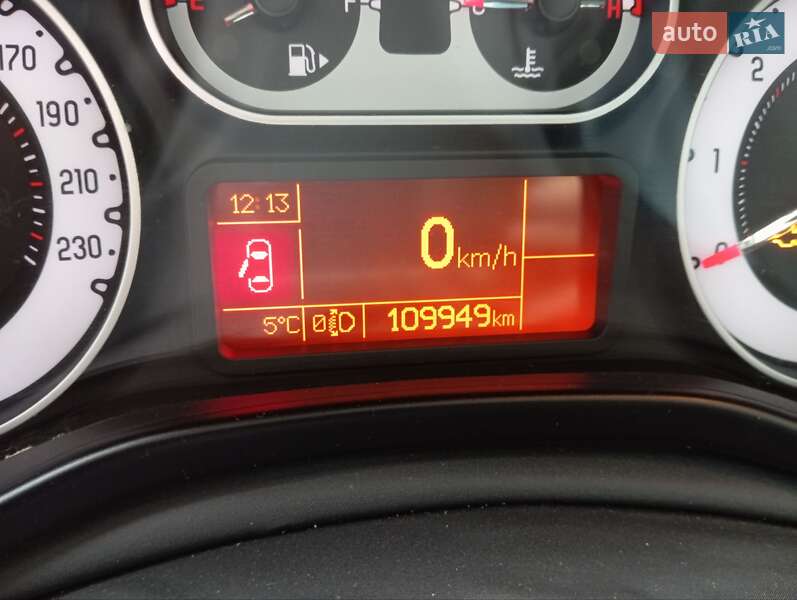 Хэтчбек Fiat 500L 2013 в Дунаевцах