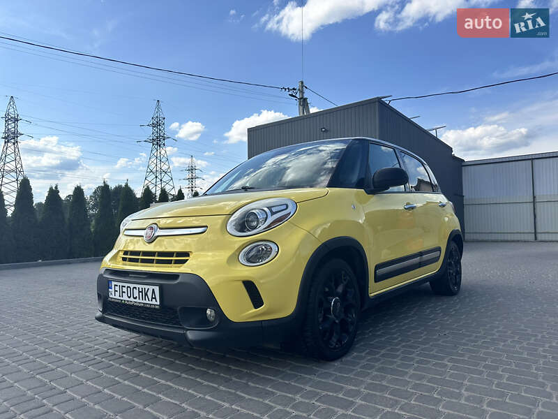 Хэтчбек Fiat 500L 2015 в Львове