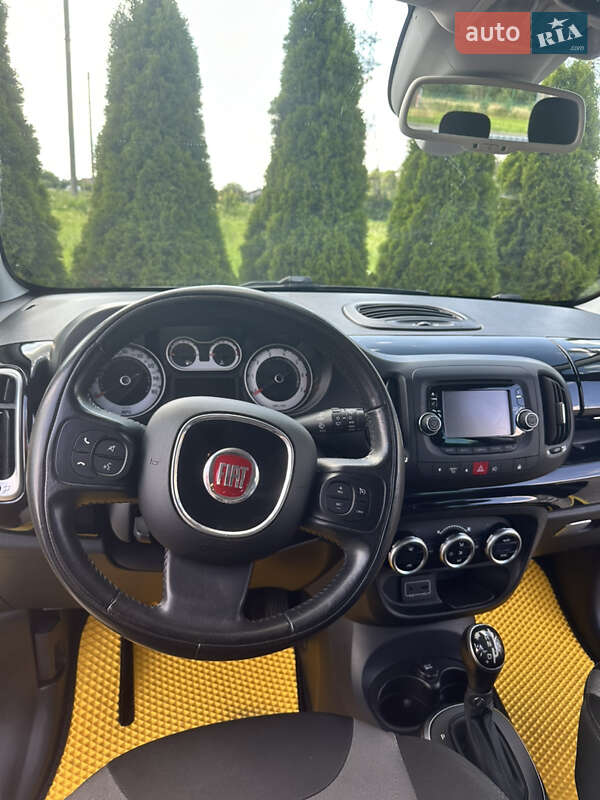 Хэтчбек Fiat 500L 2015 в Львове
