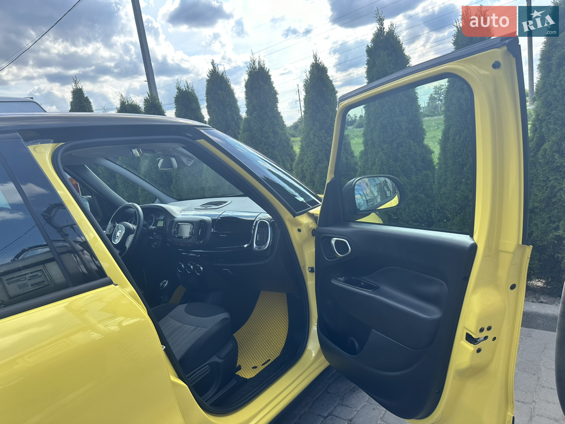 2015 Fiat 500L - мініатюра 11