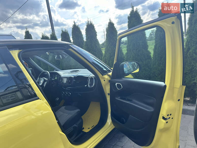 Хэтчбек Fiat 500L 2015 в Львове