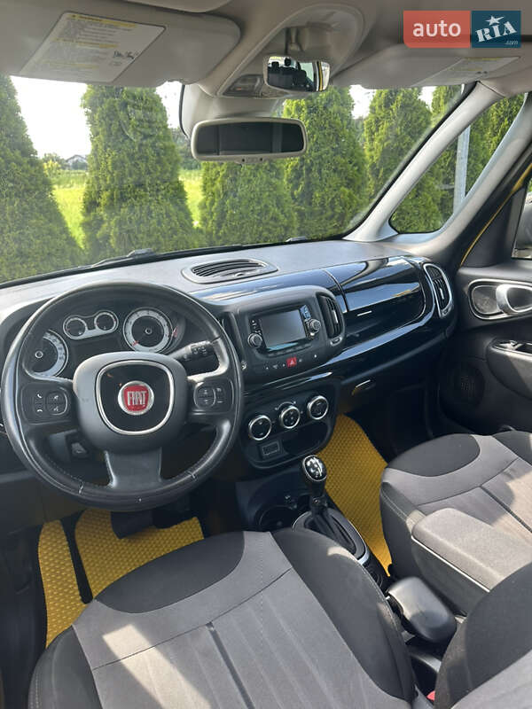 Хэтчбек Fiat 500L 2015 в Львове