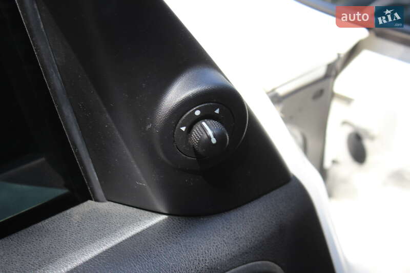 Хэтчбек Fiat 500L 2014 в Одессе фото 20 Хэтчбек Fiat 500L 2014 в Одессе