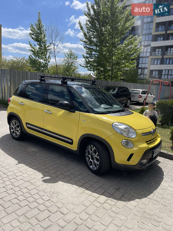 Хэтчбек Fiat 500L 2014 в Львове