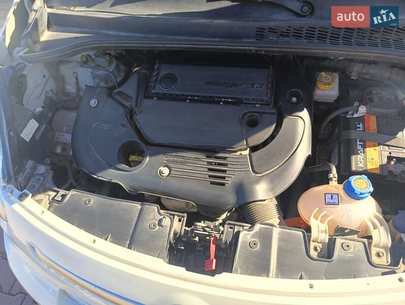 Хэтчбек Fiat 500L 2016 в Измаиле