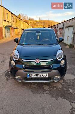 Хэтчбек Fiat 500L 2013 в 