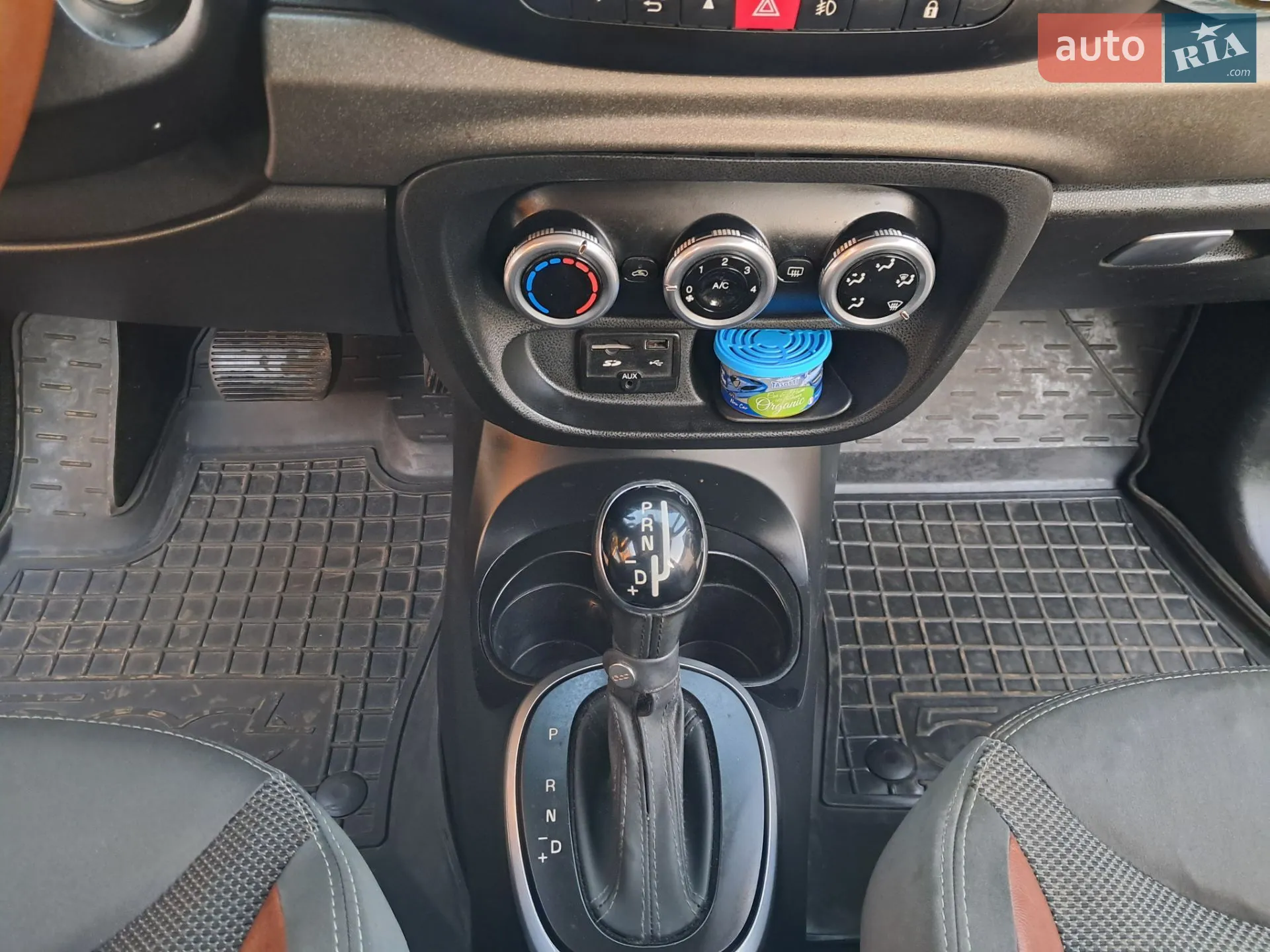 2013 Fiat 500L - мініатюра 36