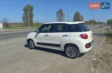 Хэтчбек Fiat 500L 2013 в 