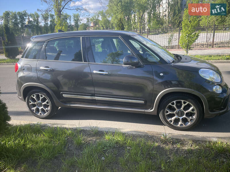 Хэтчбек Fiat 500L 2013 в Киеве