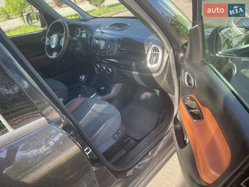 Хэтчбек Fiat 500L 2013 в Киеве