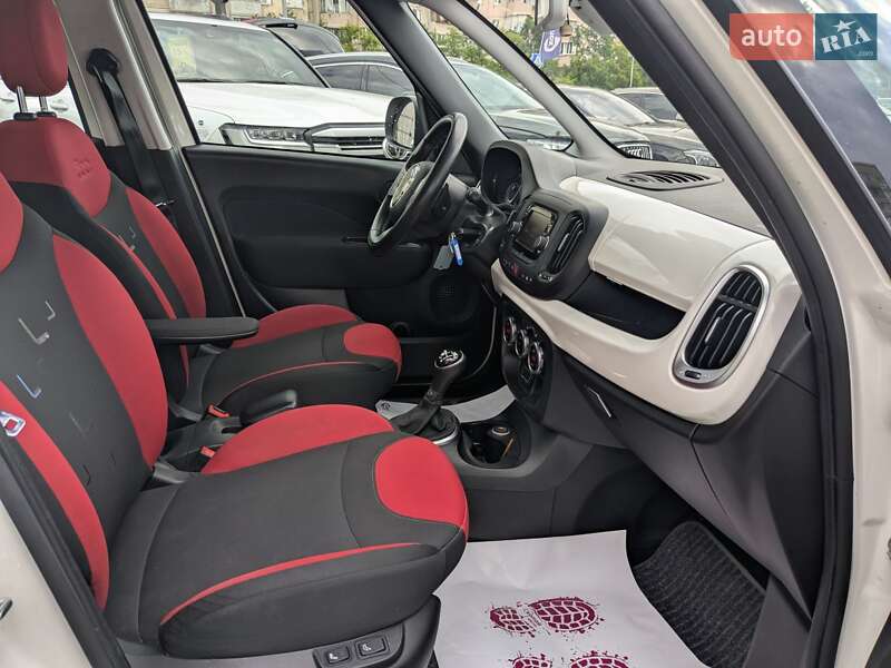 Хэтчбек Fiat 500L 2015 в Киеве