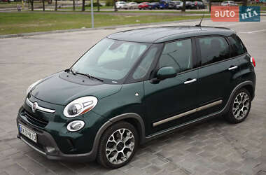 Хэтчбек Fiat 500L 2013 в 