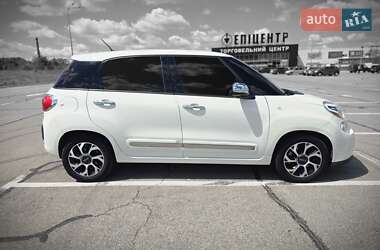 Хэтчбек Fiat 500L 2013 в 