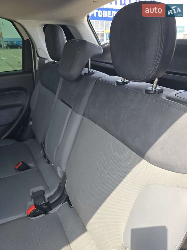 Хэтчбек Fiat 500L 2013 в Запорожье