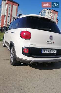 Хэтчбек Fiat 500L 2013 в 