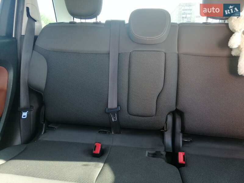 Хетчбек Fiat 500L 2013 в Вараші