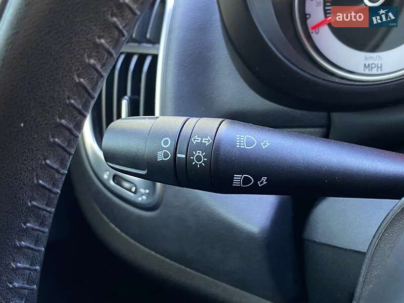 Хетчбек Fiat 500L 2013 в Києві