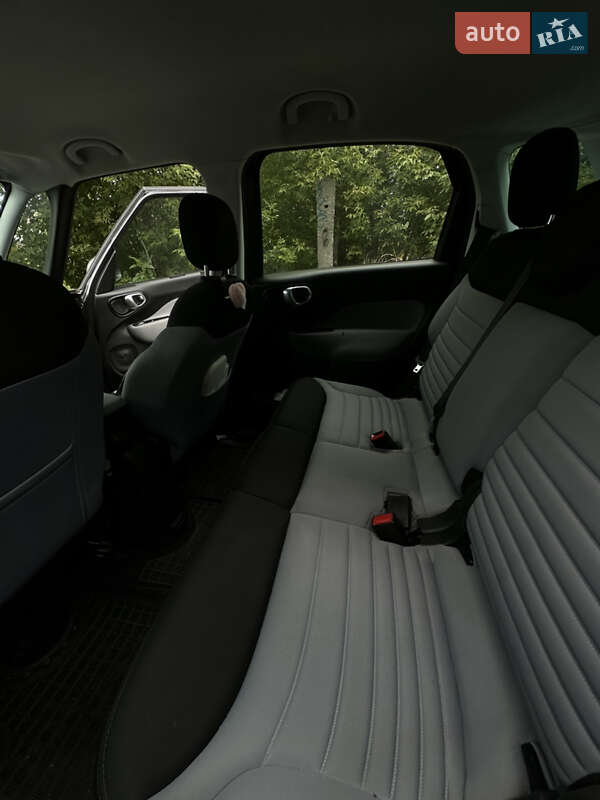 Хэтчбек Fiat 500L 2013 в Киеве