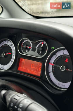 Хэтчбек Fiat 500L 2013 в 