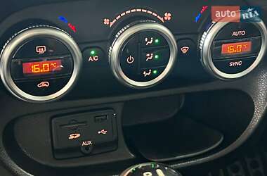 Хэтчбек Fiat 500L 2013 в 