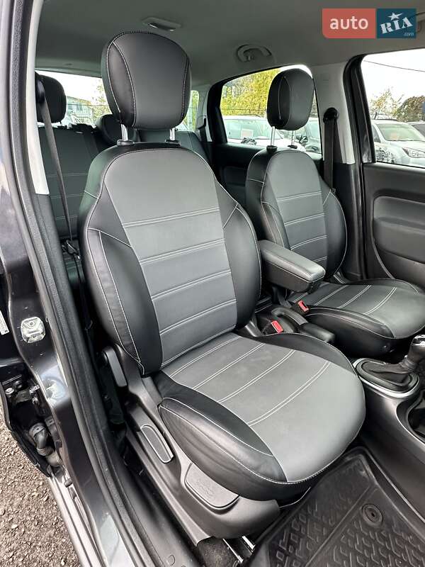 Хетчбек Fiat 500L 2013 в Білогородці