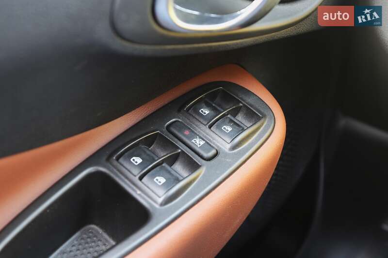 Хэтчбек Fiat 500L 2017 в Киеве фото 23 Хэтчбек Fiat 500L 2017 в Киеве