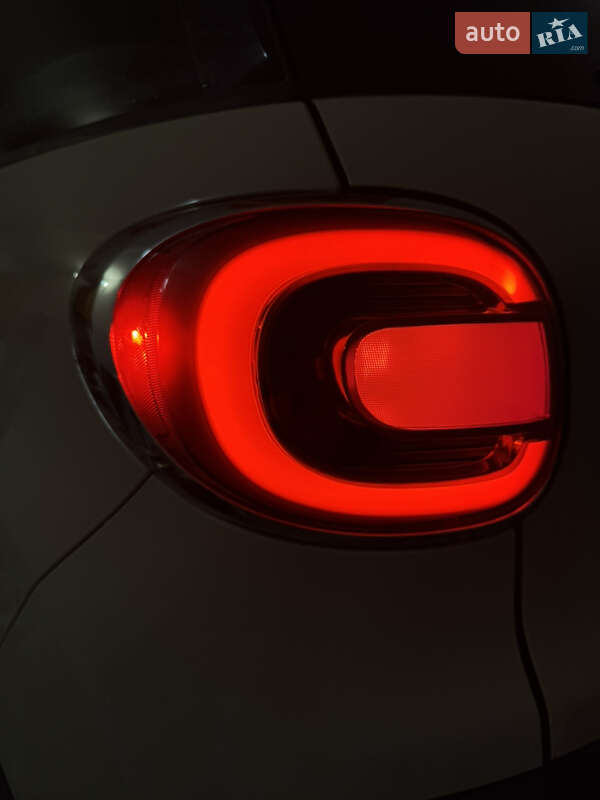 Хетчбек Fiat 500L 2015 в Києві фото 29 Хетчбек Fiat 500L 2015 в Києві